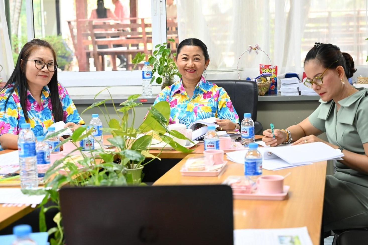 สพป.อุดรธานี เขต 3 จัดการประชุมคณะกรรมการพิจารณาคัดเลือกสถานศึกษาเพื่อเข้าร่วมโครงการ “อิ่มนี้ เพื่อน้อง” ประจำปี 2568