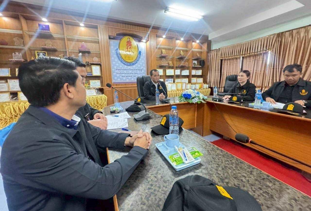 LINE_ALBUM_ออกตรวจลอยกระทง 68 2568_251105_17.jpg