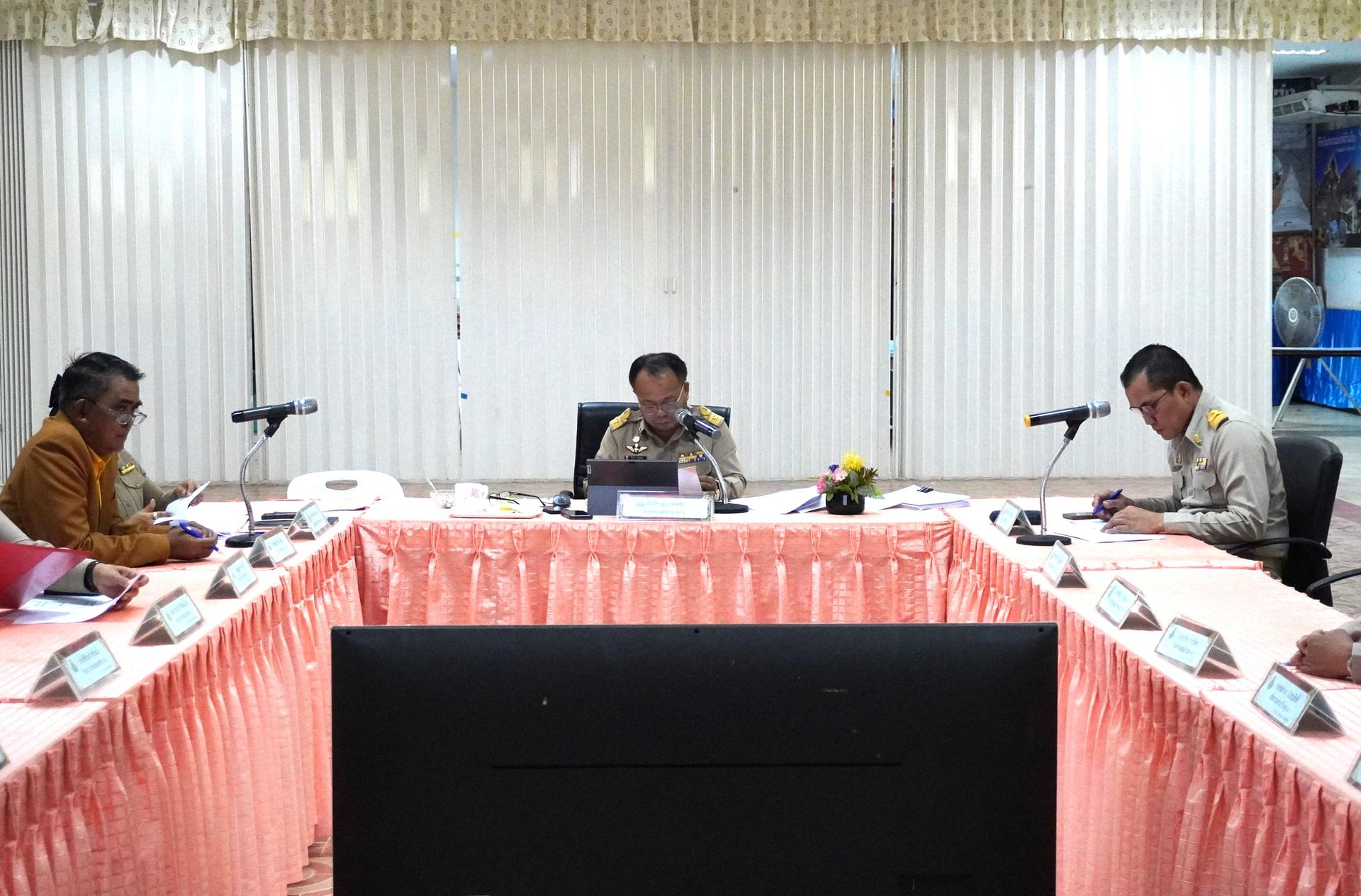 สพป.อุดรธานี เขต 3 จัดการประชุมคณะกรรมการพิจารณาเลื่อนเงินเดือนข้าราชการครูและบุคลากรทางการศึกษา ระดับสำนักงานเขตพื้นที่การศึกษา ครั้งที่ 2 (1 ตุลาคม 2568)