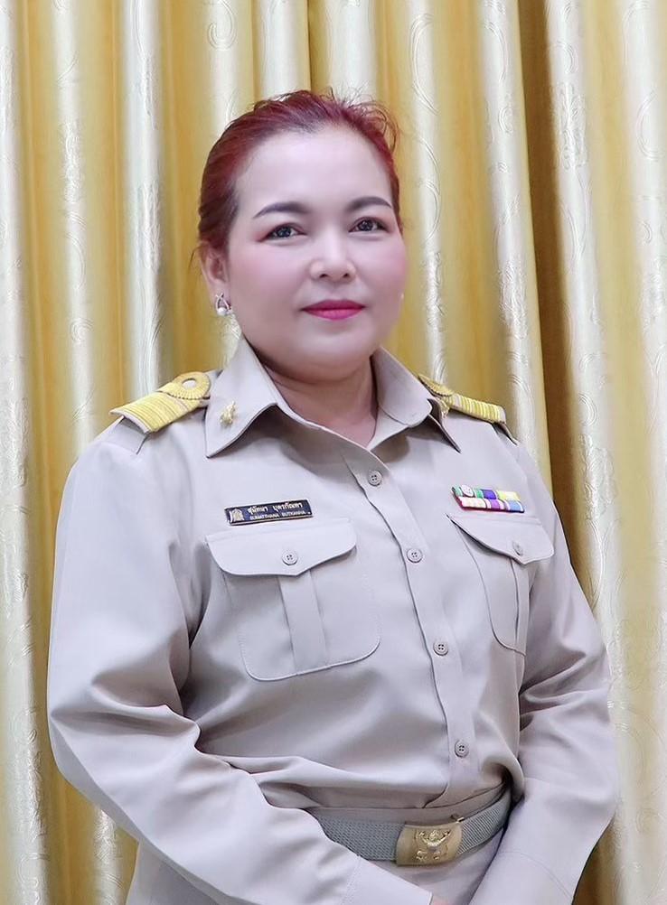 นายศุภชัย  ศรีหาใต้