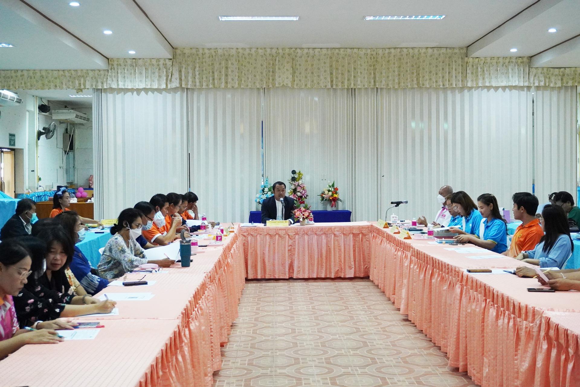 การประชุมคณะกรรมการแก้ไขปัญหาหนี้สินข้าราชการครูและบุคลากรทางการศึกษาระดับสำนักงานเขตพื้นที่การศึกษา (สถานีแก้หนี้ครู) ครั้งที่ 3/2567