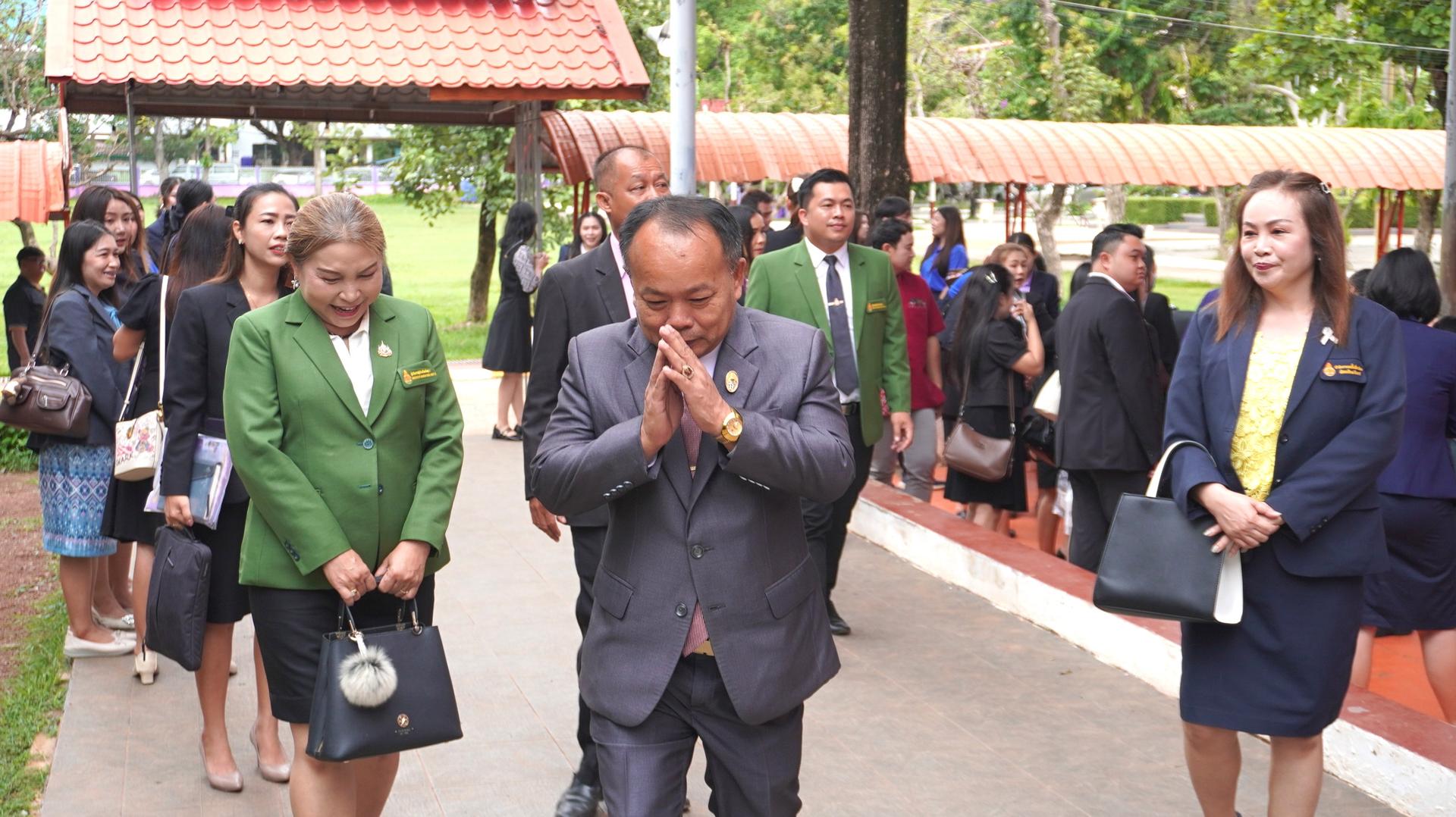 สพป.อุดรธานี เขต 3 เข้าร่วมการประชุมนิเทศเตรียมความพร้อมเปิดเรียน ภาคเรียนที่ 1 ปีการศึกษา 2569 ข้าราชการครูและบุคลากรทางการศึกษา กลุ่มโรงเรียนบ้านดุง 1 - 4