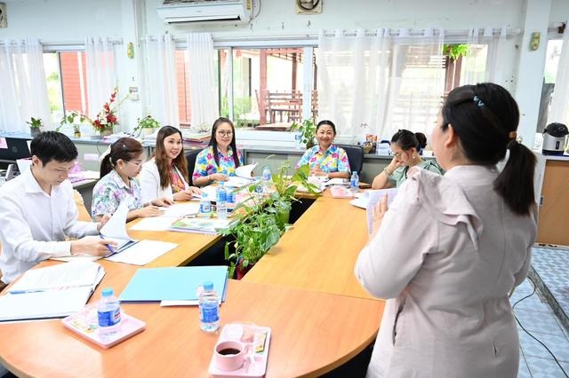 LINE_ALBUM_ประชุมพิจารณาคัดเลือกทุนอิ่มนี้เพื่อ_250408_71.jpg