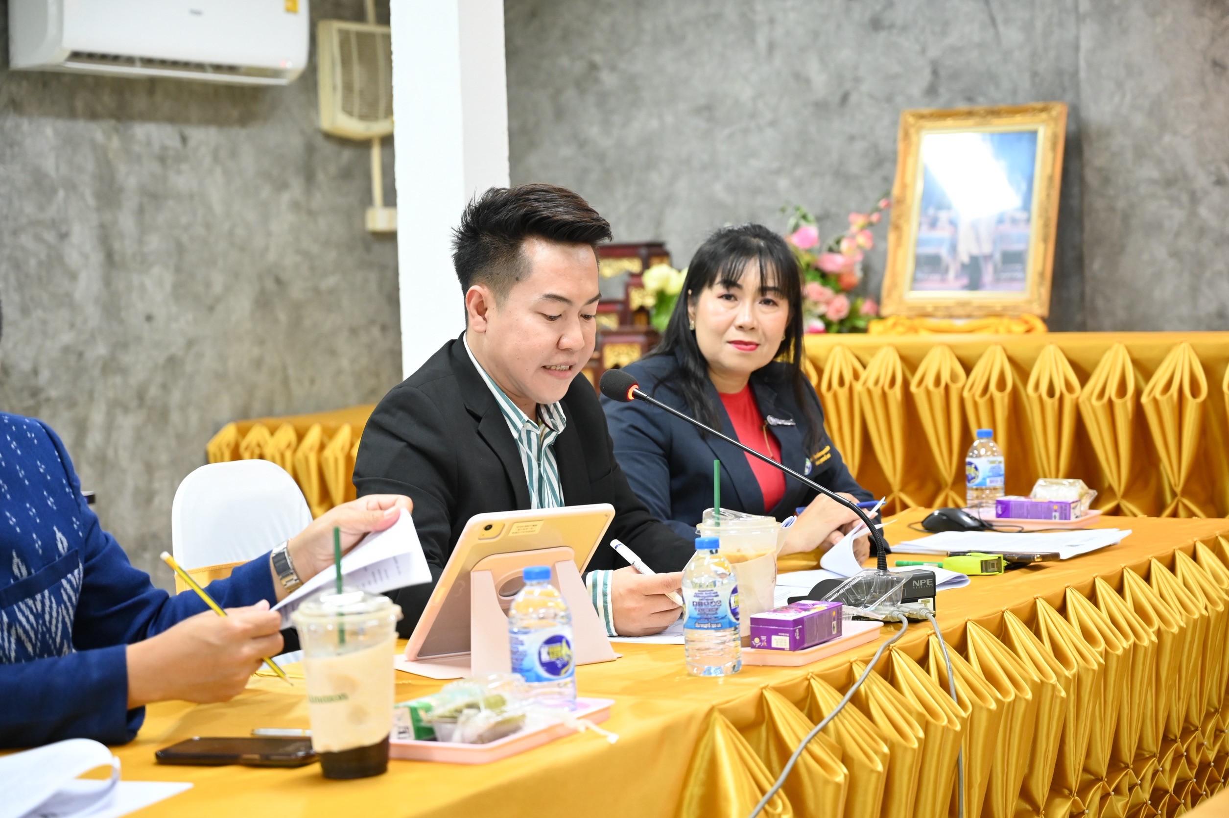 LINE_ALBUM_18668_250618_55.jpg