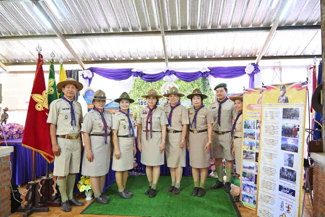 สพป.อุดรธานี เขต 3 เข้าร่วมงานโครงการ "ศตวรรษมหาธีรราชานุสรณ์" ครบรอบ 100 ปี เนื่องในวันคล้ายวันสวรรคตของพระบาทสมเด็จพระมงกุฎเกล้าเจ้าอยู่หัว พระผู้พระราชทานกำเนิดลูกเสือไทย