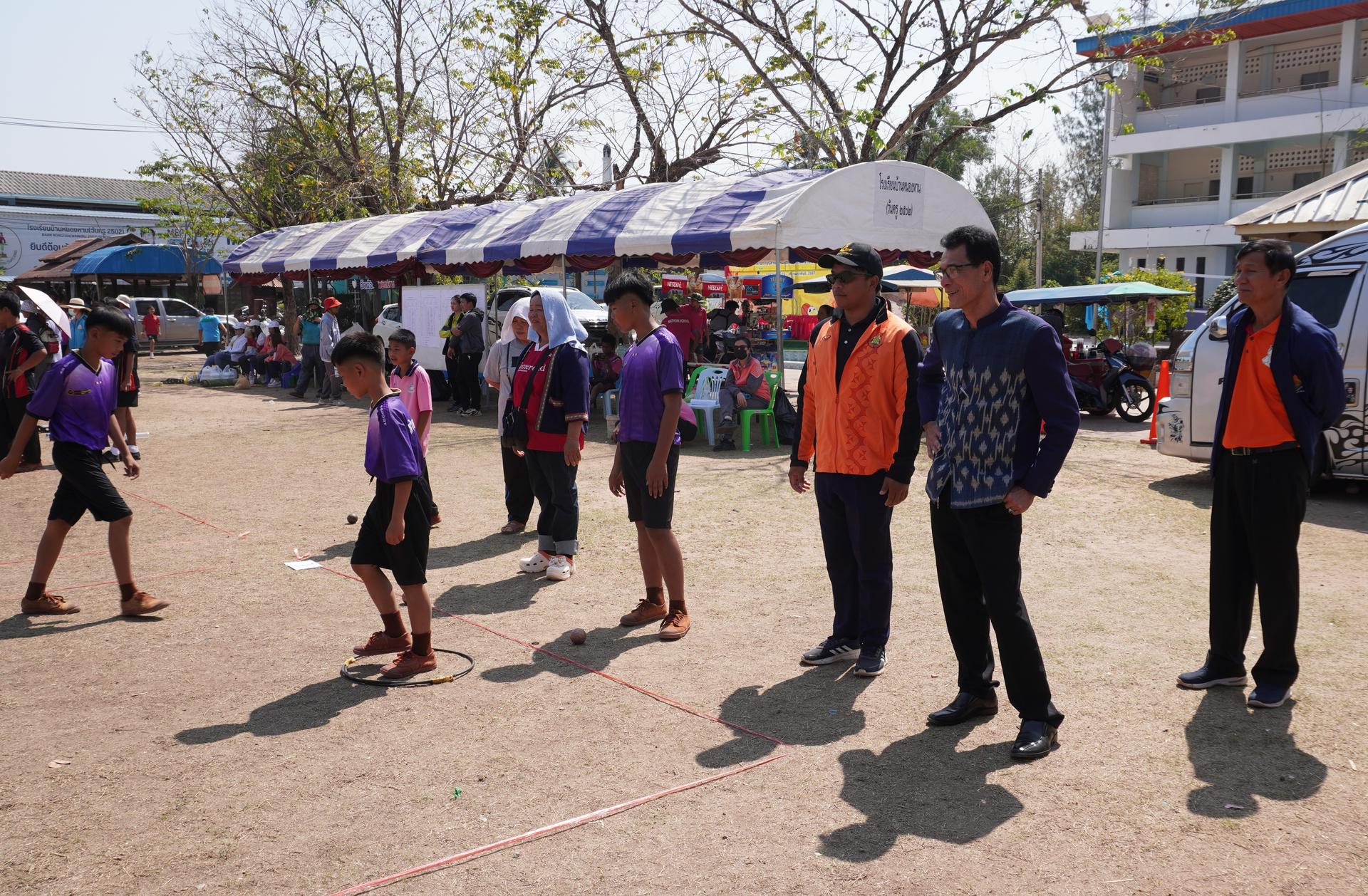 เยี่ยมให้กำลังใจและชมกิจกรรมการแข่งขันกีฬานักเรียน ระดับเขตพื้นที่การศึกษา ปีการศึกษา 2566