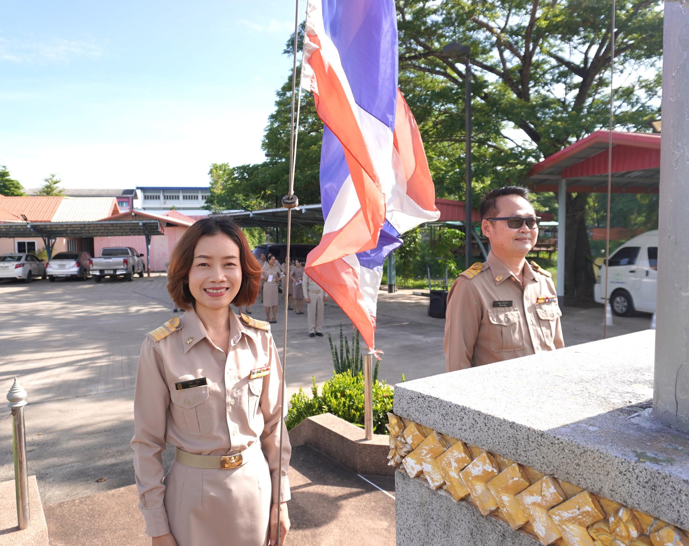 สพป.อุดรธานี เขต 3 จัดกิจกรรมเข้าแถวเคารพธงชาติ สวดมนต์ไหว้พระ กล่าวคำปฏิญญาการดำเนินงานเขตสุจริต ประจำเดือนมิถุนายน 2567