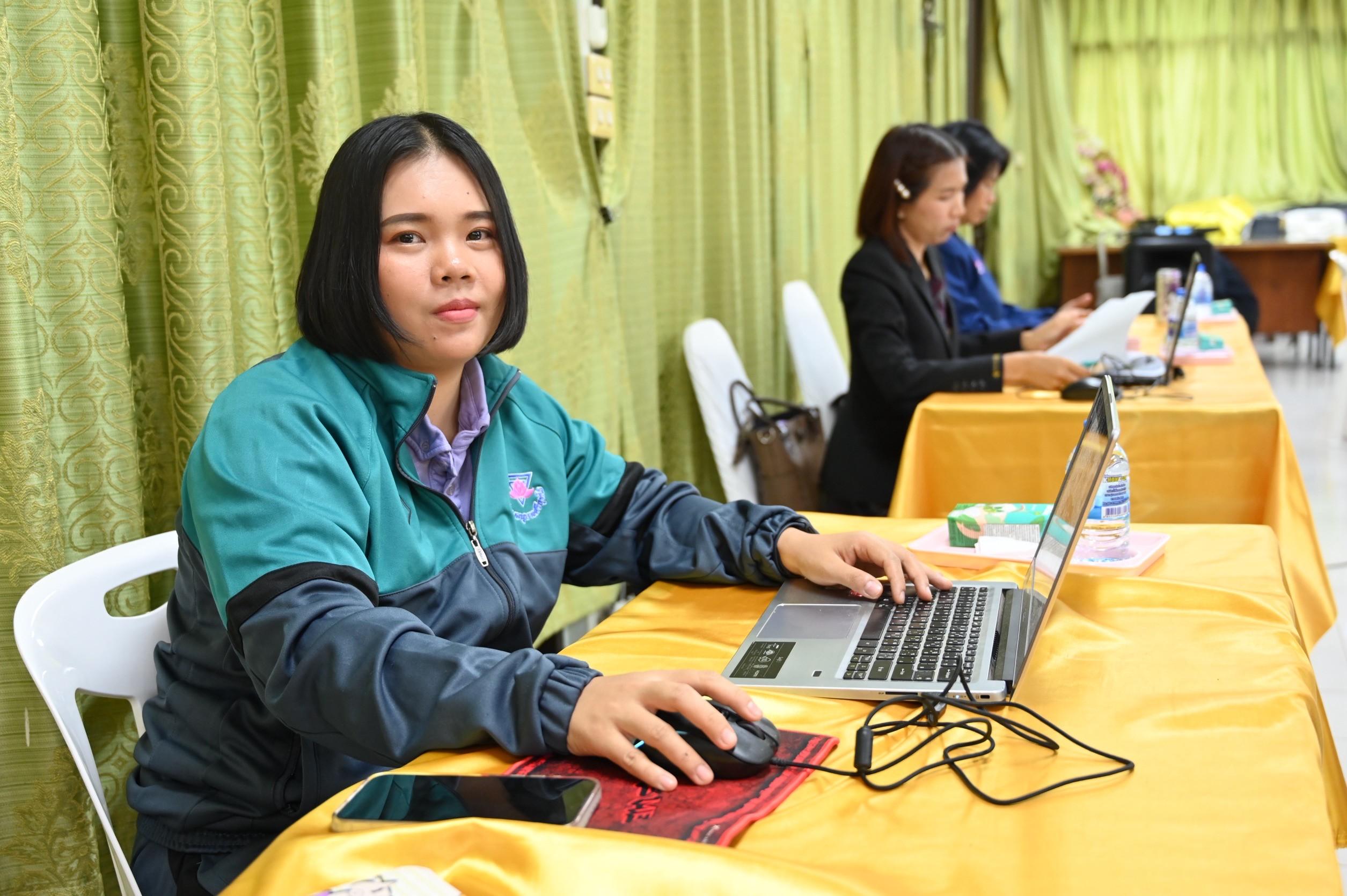 LINE_ALBUM_18668_250618_79.jpg
