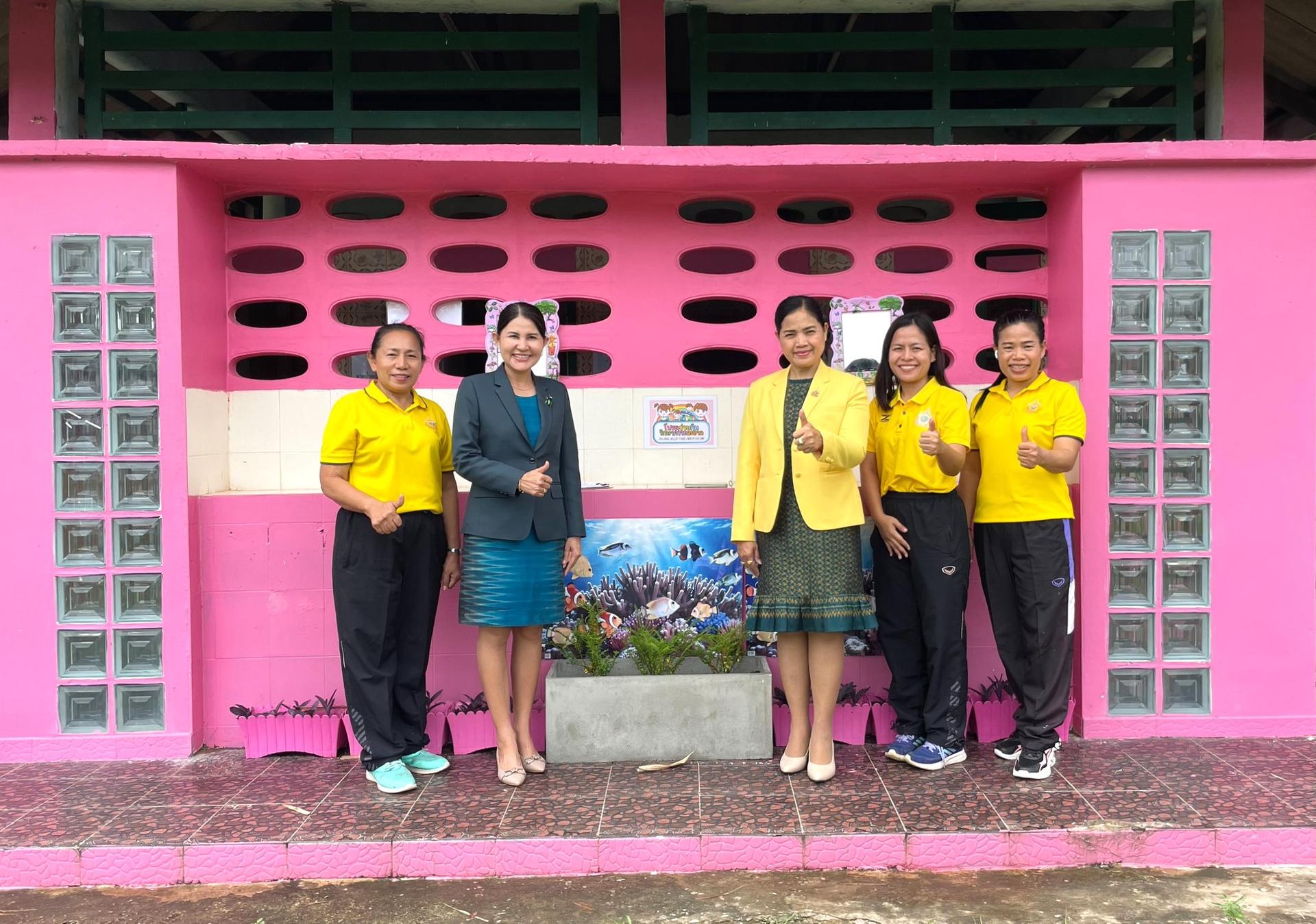 สพป.อุดรธานี เขต 3 ลงพื้นที่ประเมินห้องน้ำห้องส้วมของสถานศึกษา กลุ่มโรงเรียนไชยวาน ตามนโยบายโครงการ “สุขาดี มีความสุข” ประจำปีงบประมาณ พ.ศ. 2568