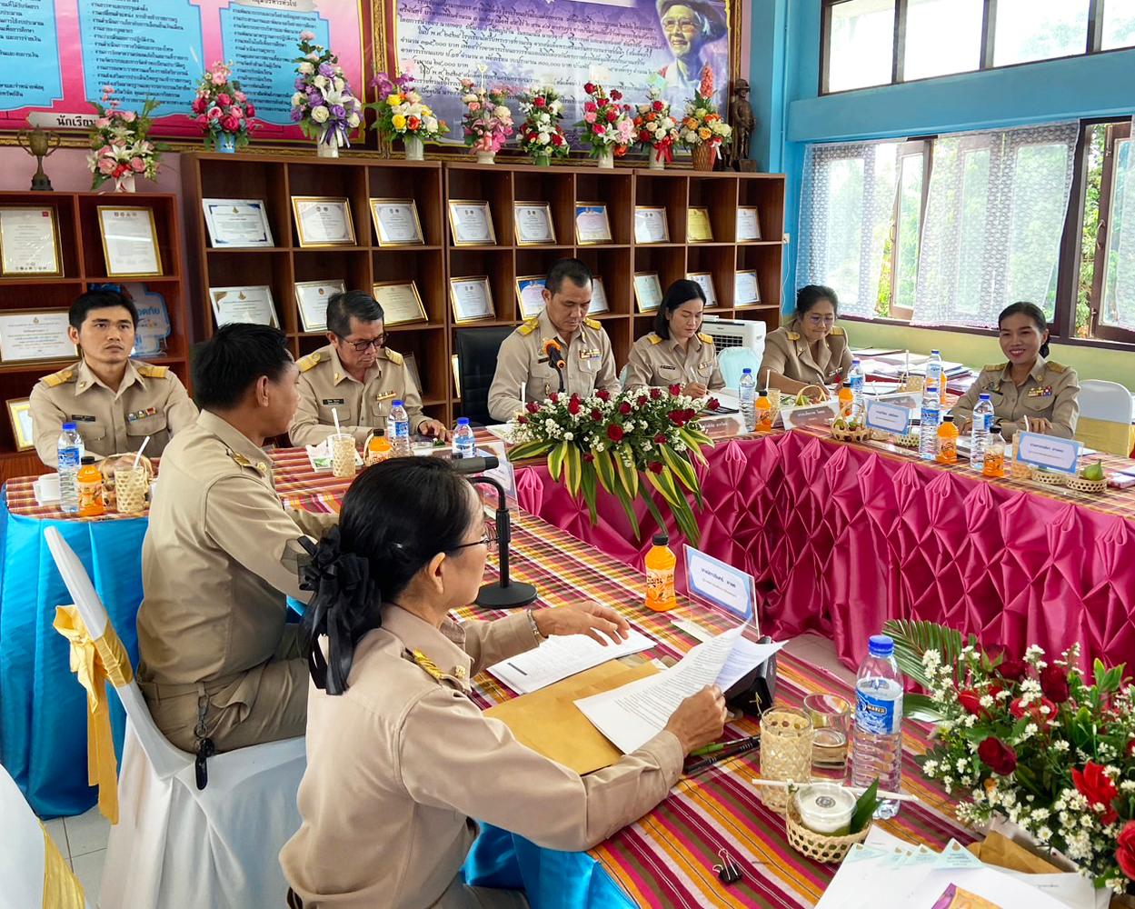 การรวบรวมและตรวจสอบข้อมูลผลการปฏิบัติงานของผู้บริหารสถานศึกษา และผลงานดีเด่นของสถานศึกษา เพื่อประกอบการพิจารณาเลื่อนเงินเดือน ครั้งที่ 1 (1 เมษายน 2567)