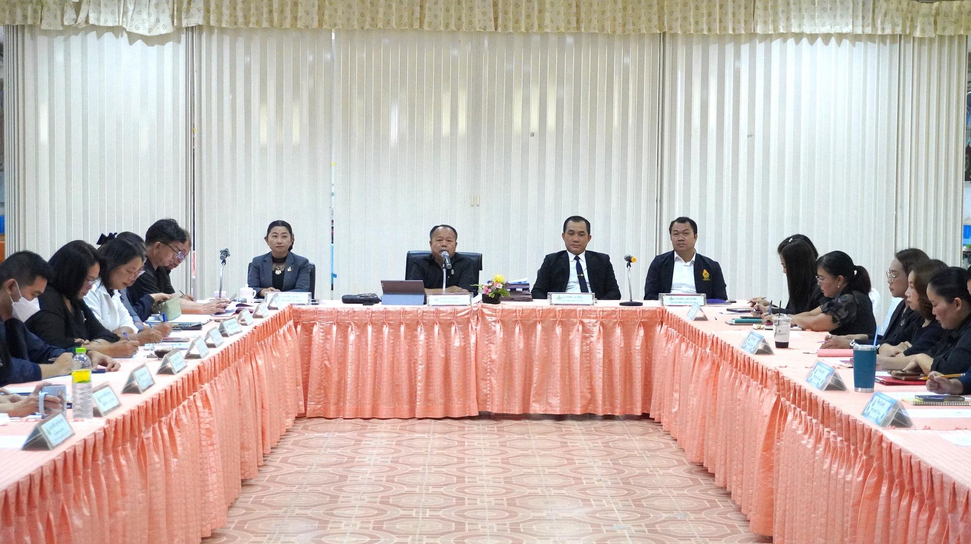 สพป.อุดรธานี เขต 3 จัดการประชุมบุคลากรสำนักงานเขตพื้นที่การศึกษาประถมศึกษาอุดรธานี เขต 3 ครั้งที่ 5/2568