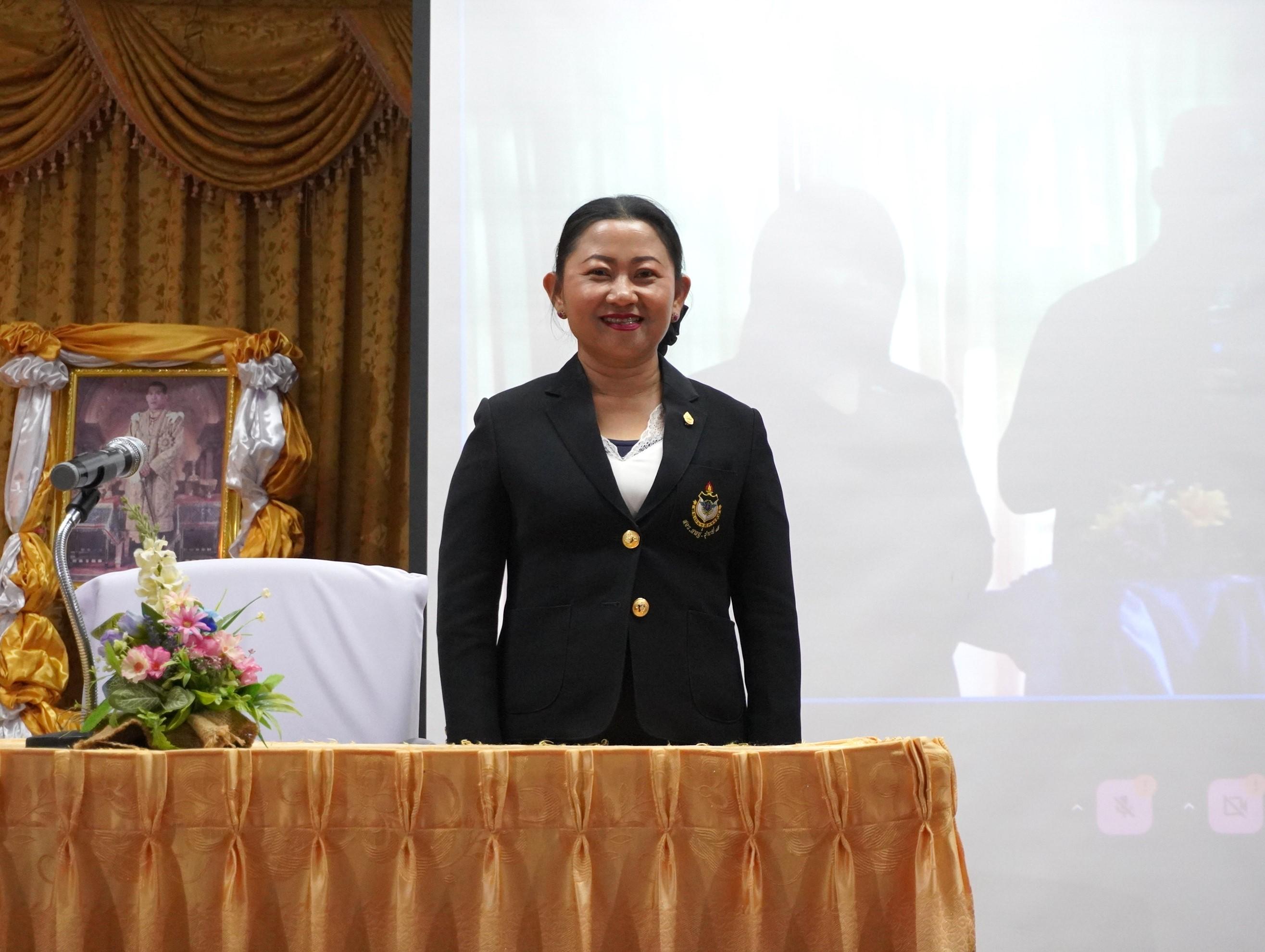 สพป.อุดรธานี เขต 3 จัดการประชุมชี้แจงคณะกรรมการระดับสนามสอบ การทดสอบทางการศึกษาระดับชาติขั้นพื้นฐาน (O-NET) ชั้นประถมศึกษาปีที่ 6 และชั้นมัธยมศึกษาปีที่ 3 ปีการศึกษา 2567 ผ่านระบบออนไลน์ ด้วย