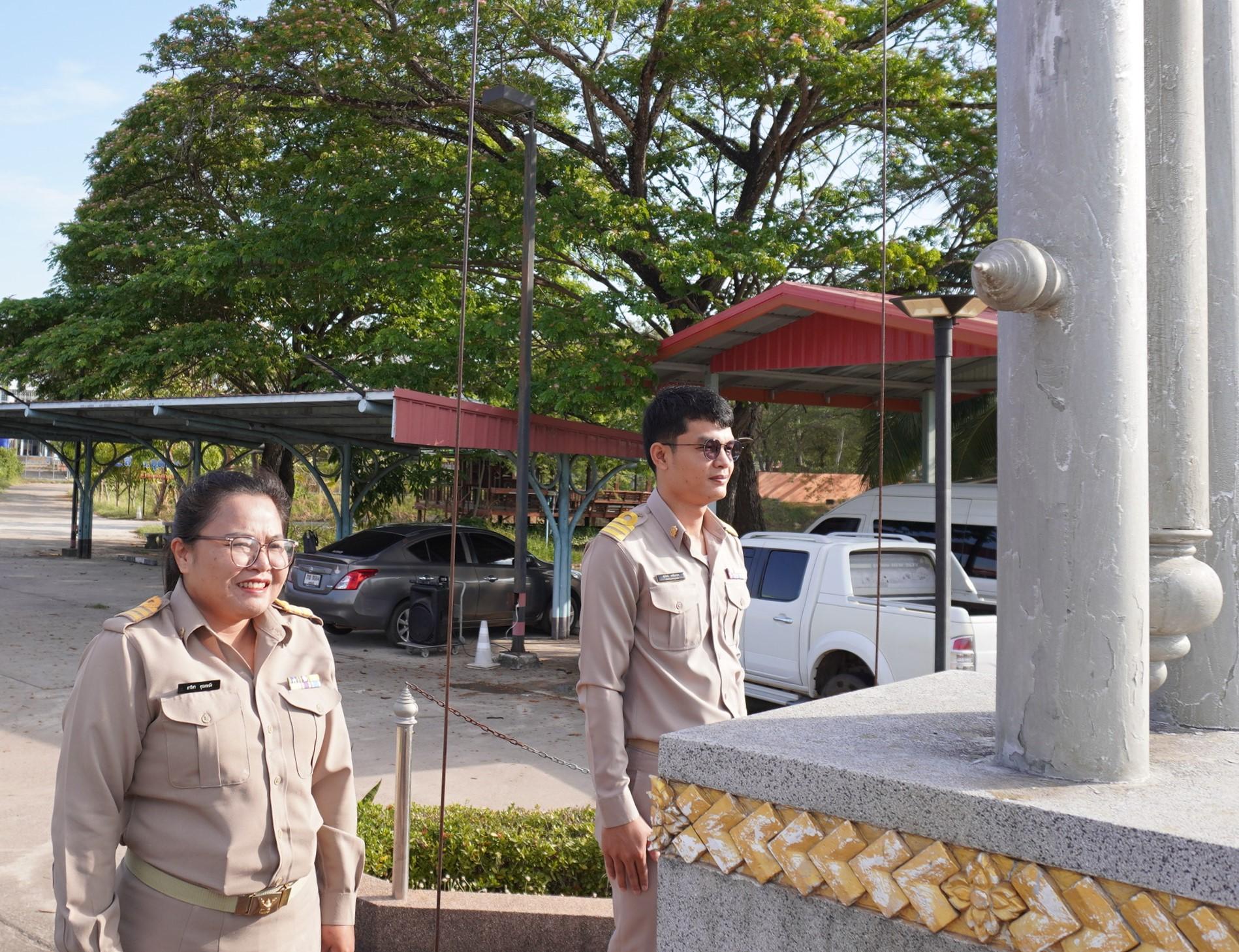 สพป.อุดรธานี เขต 3 จัดกิจกรรมเข้าแถวเคารพธงชาติ สวดมนต์ไหว้พระ กล่าวคำปฏิญญาการดำเนินงานเขตสุจริต ประจำเดือนมีนาคม 2568