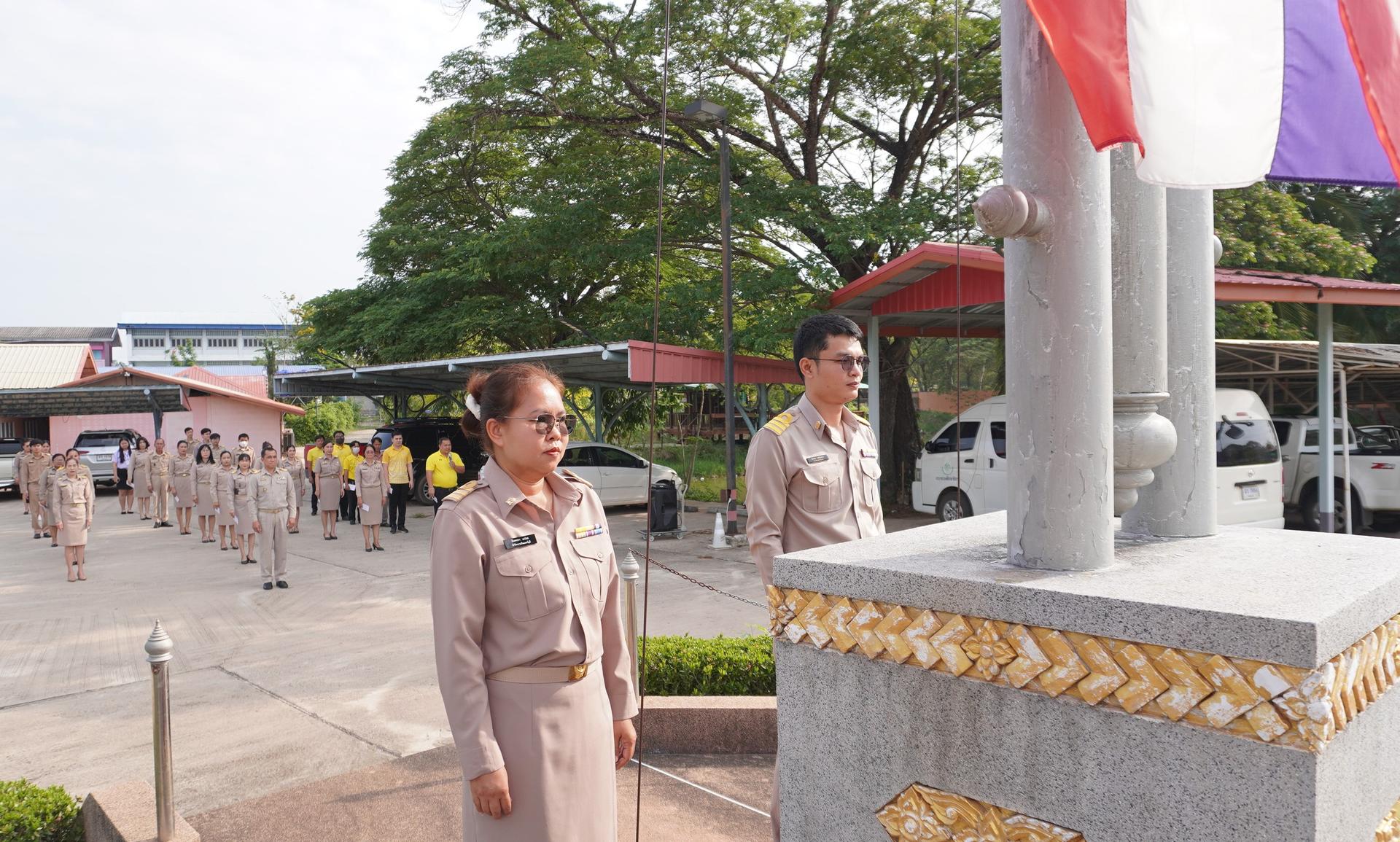 สพป.อุดรธานี เขต 3 จัดกิจกรรมเข้าแถวเคารพธงชาติ สวดมนต์ไหว้พระ กล่าวคำปฏิญญาการดำเนินงานเขตสุจริต ประจำเดือนเมษายน 2568