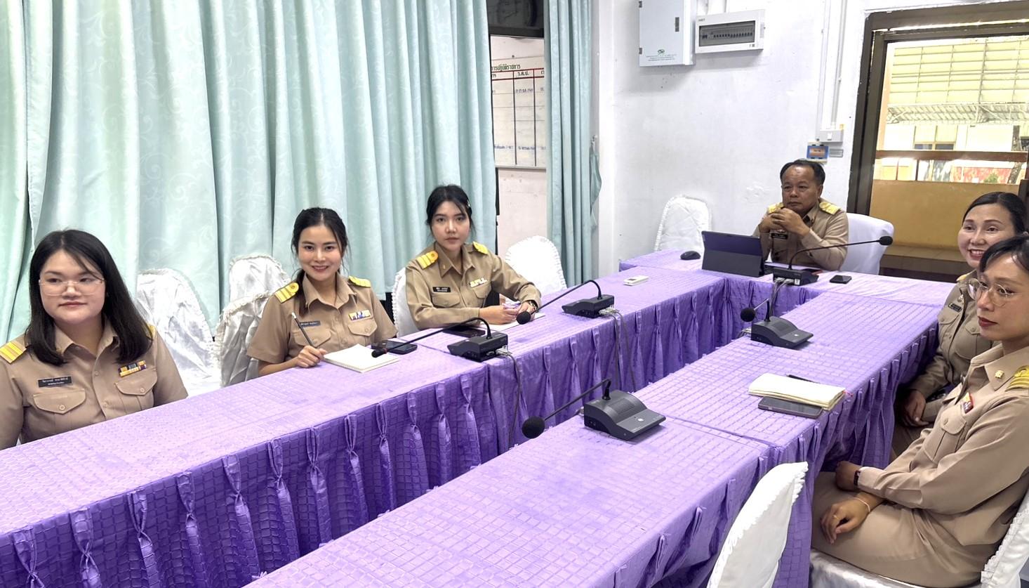 สพป.อุดรธานี เขต 3 เข้าร่วมการประชุมเตรียมความพร้อมการจัดงาน “สดุดีเชิดชูดเกียรติวีรบุรุษทหารกล้า” กับการเรียนการสอนประวัติศาสตร์และหน้าที่พลเมือง ผ่านระบบ Zoom Meetings