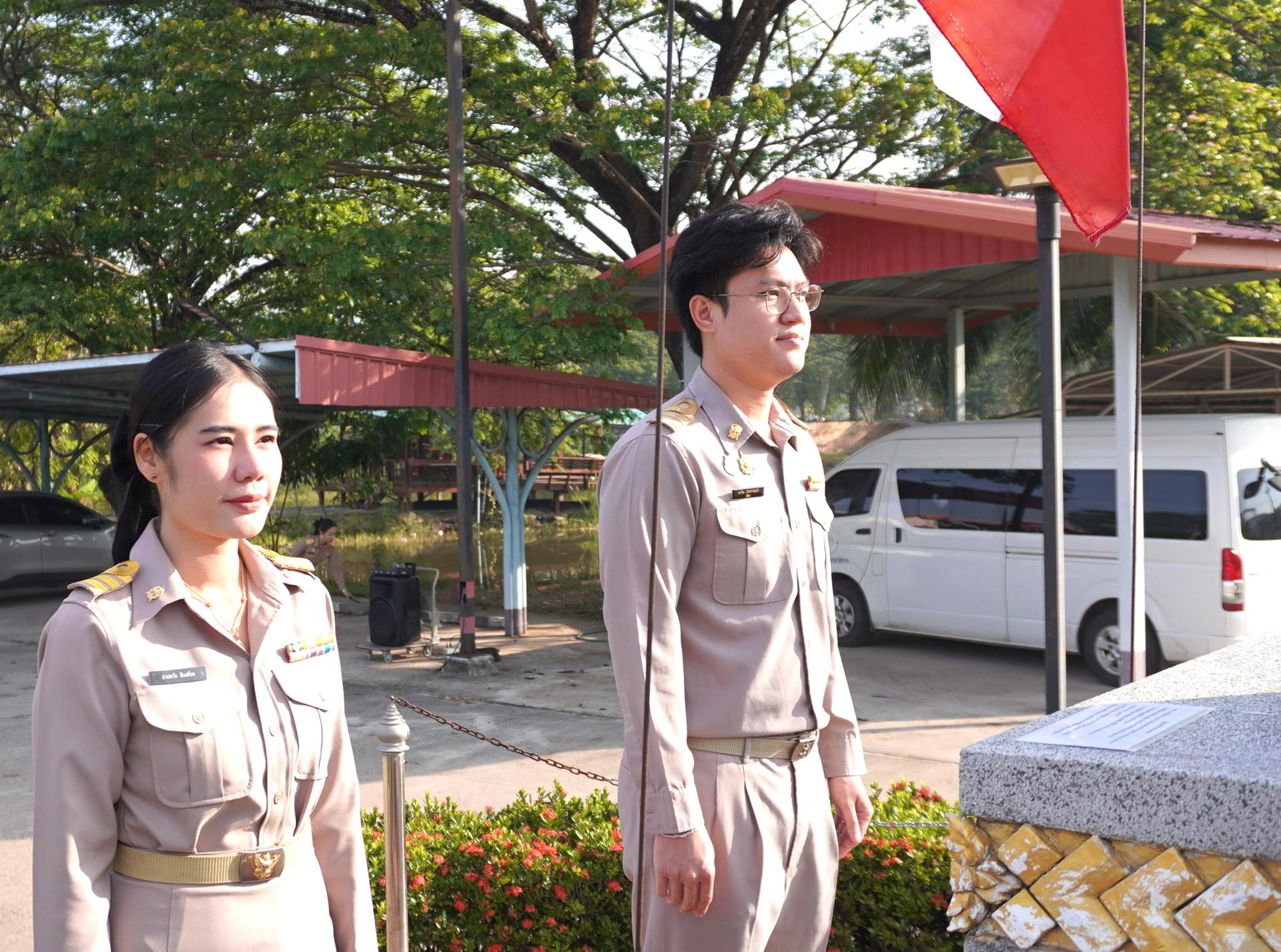 สพป.อุดรธานี เขต 3 จัดกิจกรรมเข้าแถวเคารพธงชาติ สวดมนต์ไหว้พระ กล่าวคำปฏิญญาการดำเนินงานเขตสุจริต ประจำเดือนมีนาคม 2569