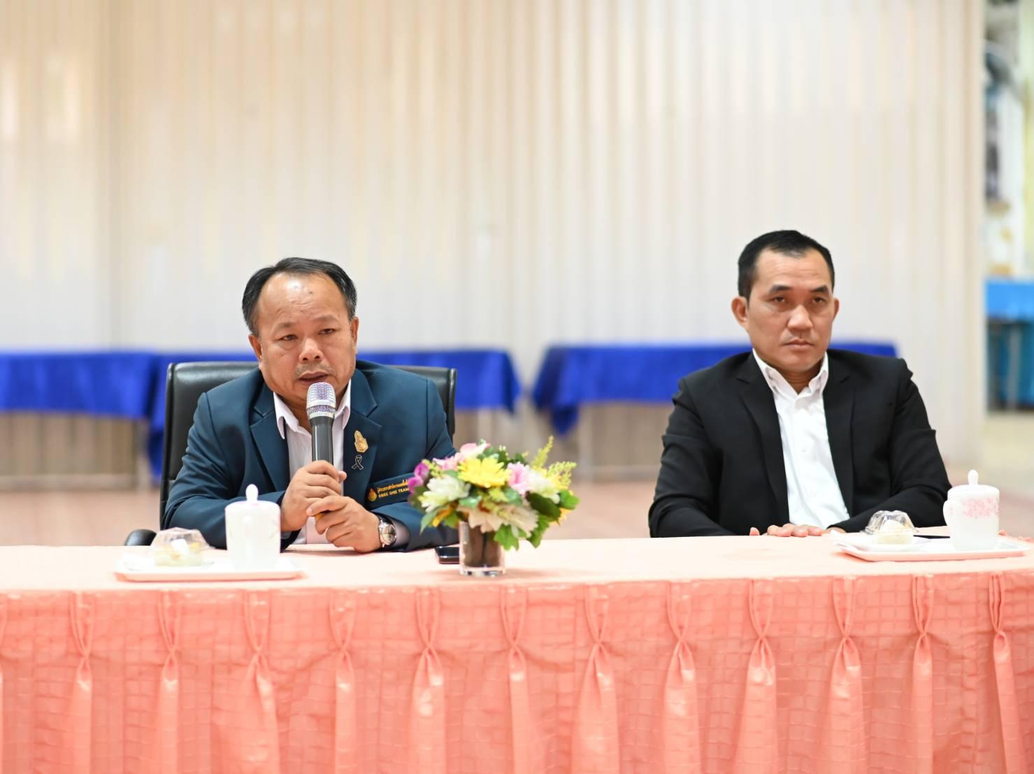 สพป.อุดรธานี เขต 3 จัดการประชุมพัฒนาการจัดการเรียนรู้ภาษาไทย เพื่อการอ่านออกเขียนได้ อ่านคล่อง เขียนคล่อง อ่านคิดวิเคราะห์ เขียน ส่งเสริมการใช้สื่อซ่อมเสริมการอ่านและการเขียนภาษาไทย และส่งเสร