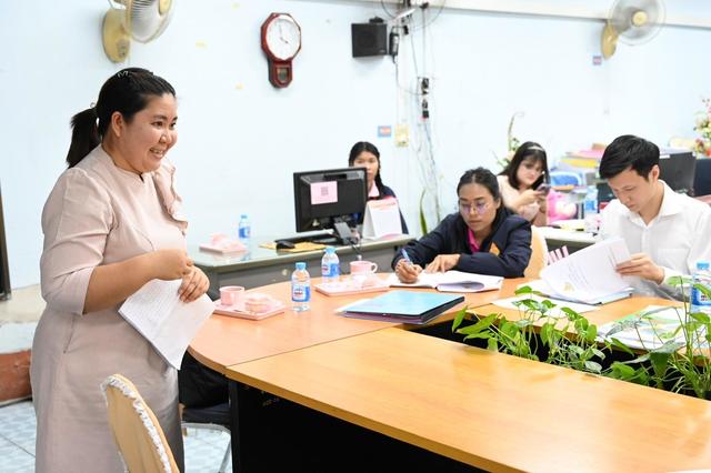 LINE_ALBUM_ประชุมพิจารณาคัดเลือกทุนอิ่มนี้เพื่อ_250408_72.jpg
