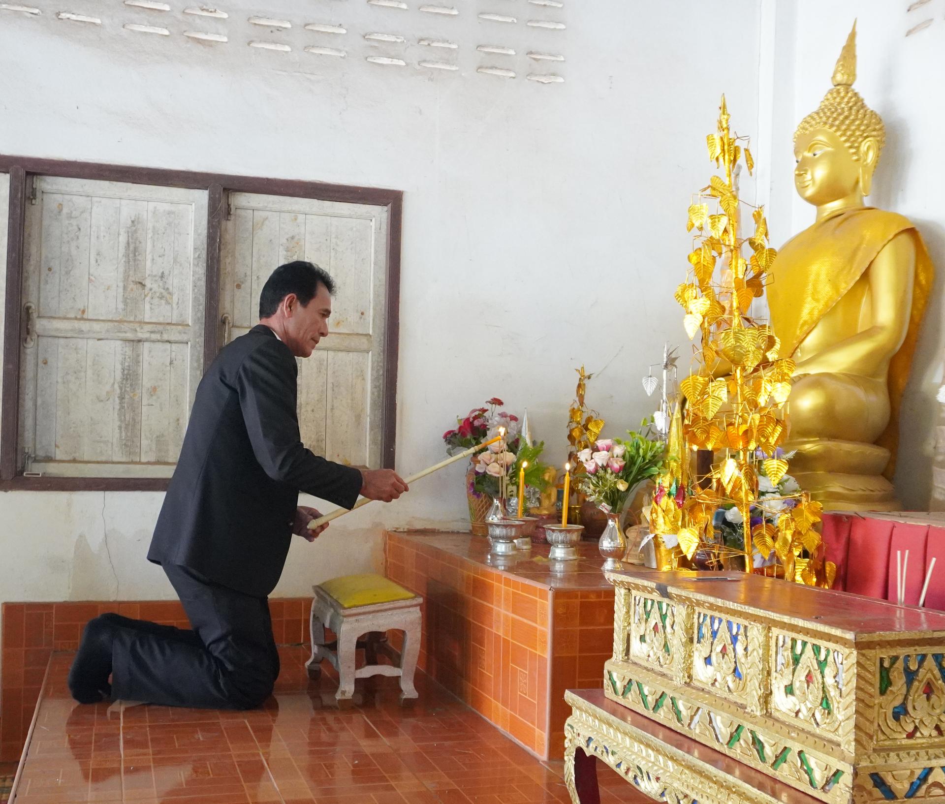 งานฌาปนกิจศพ นางอัมพร ไชยชาติ ข้าราชการครู โรงเรียนบ้านดอนขี้เหล็ก สพป.อุดรธานี เขต 3