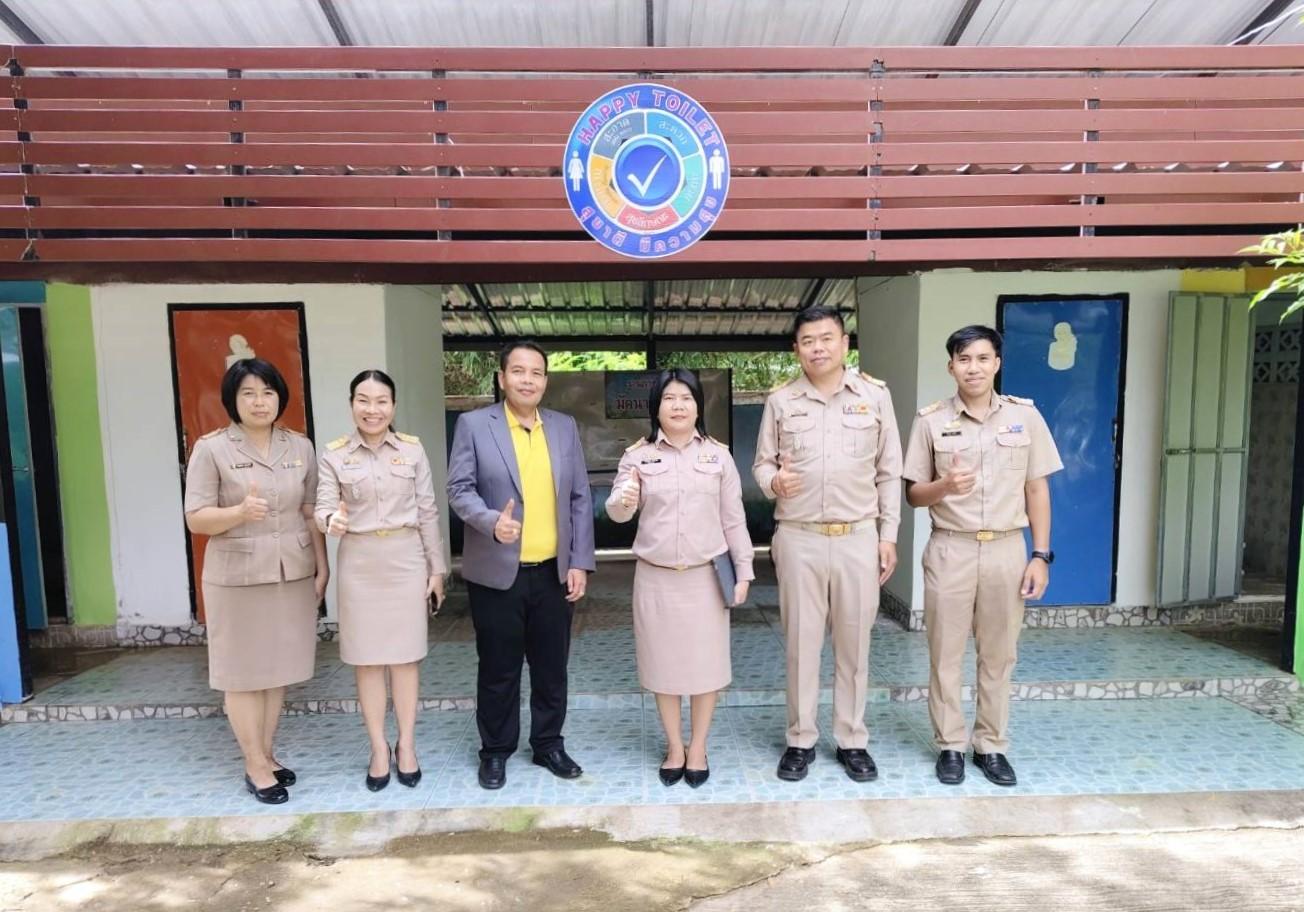 สพป.อุดรธานี เขต 3 ลงพื้นที่ประเมินห้องน้ำห้องส้วมของสถานศึกษา กลุ่มโรงเรียนหนองหาน 2 ตามนโยบายโครงการ “สุขาดี มีความสุข” ประจำปีงบประมาณ พ.ศ. 2568