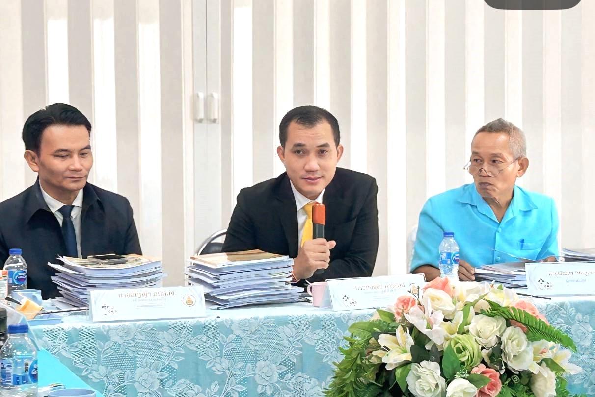 สพป.อุดรธานี เขต 3 ดำเนินการเก็บรวบรวมและตรวจสอบข้อมูลผลการปฏิบัติงานของผู้บริหารสถานศึกษา กลุ่มโรงเรียนบ้านดุง 2 เพื่อประกอบการพิจารณาเลื่อนเงินเดือนผู้บริหารสถานศึกษา ครั้งที่ 2 (1 ตุลาคม 2